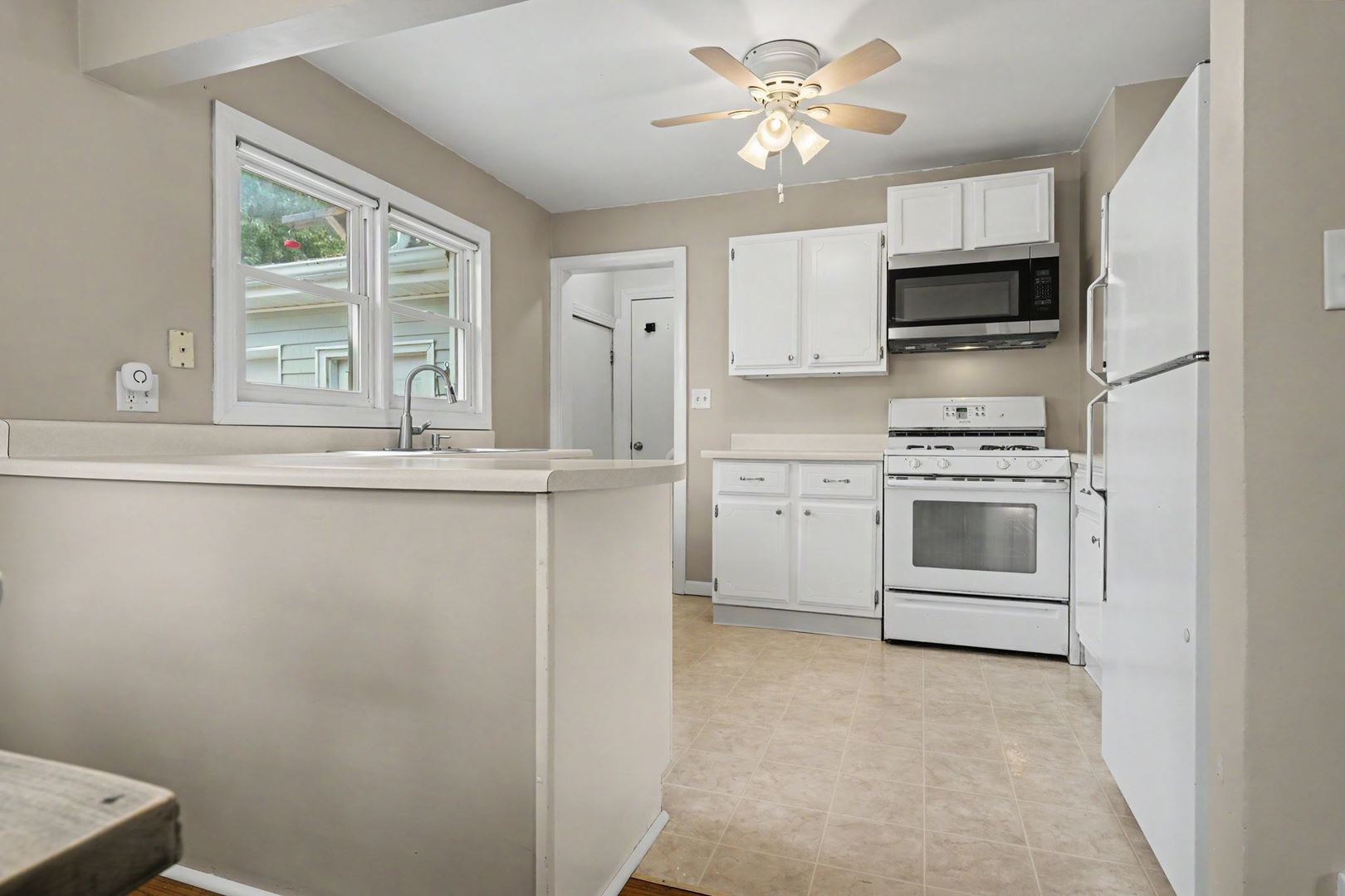1115 Hovey Avenue Property Photo 10