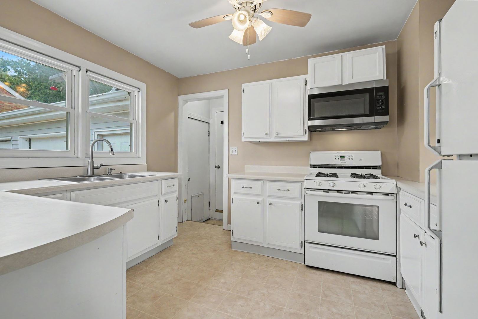 1115 Hovey Avenue Property Photo 12