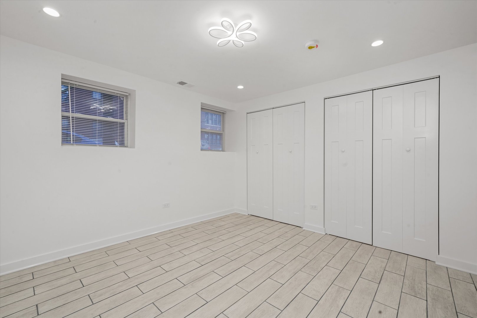 2203 W Giddings Street G Property Photo 9