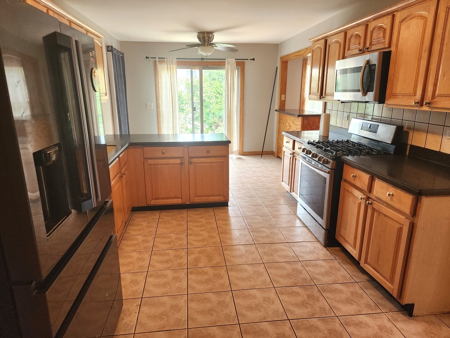 12 Mill Pond Drive Property Photo 10