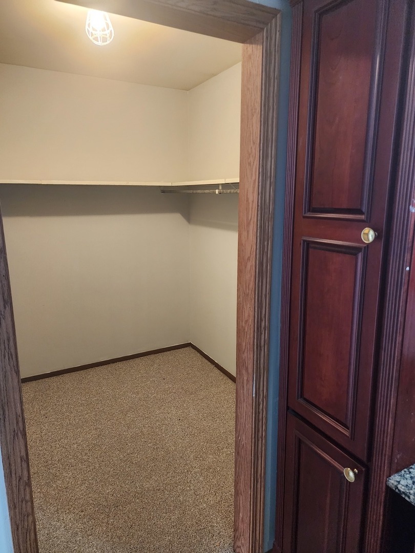 12 Mill Pond Drive Property Photo 18