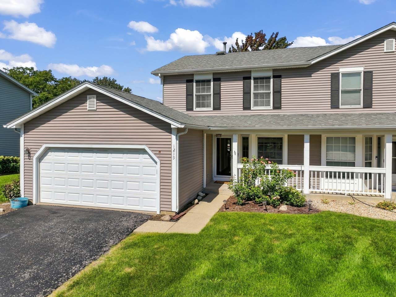 1219 Oak Ridge Drive Property Photo 1
