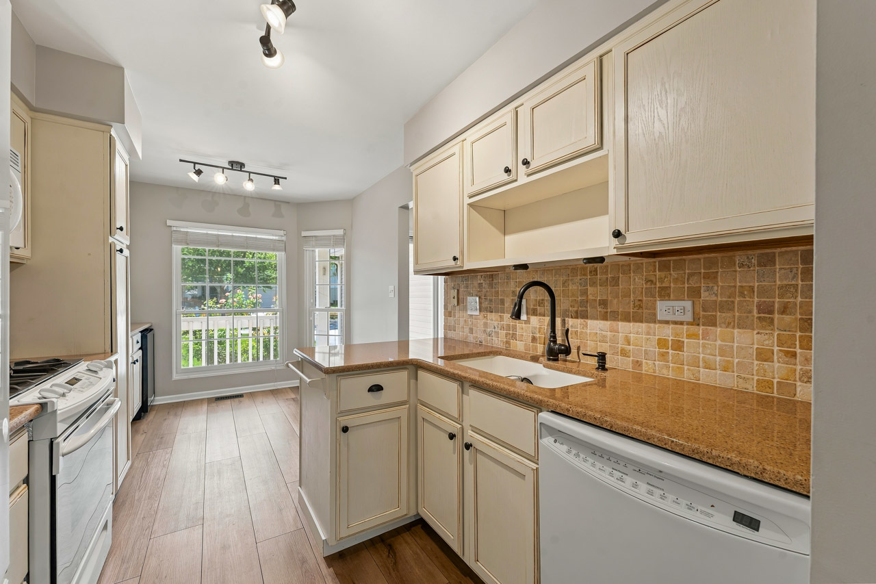 1219 Oak Ridge Drive Property Photo 6