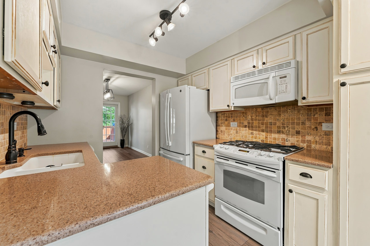 1219 Oak Ridge Drive Property Photo 7