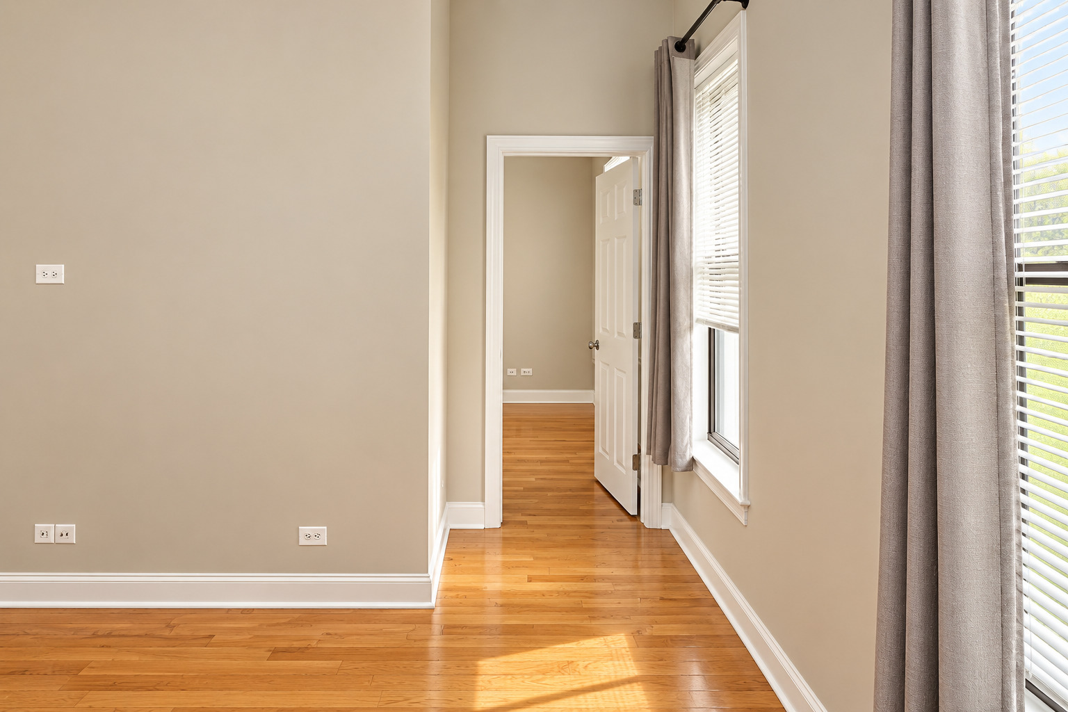 1120 W Grand Avenue 2 Property Photo 11