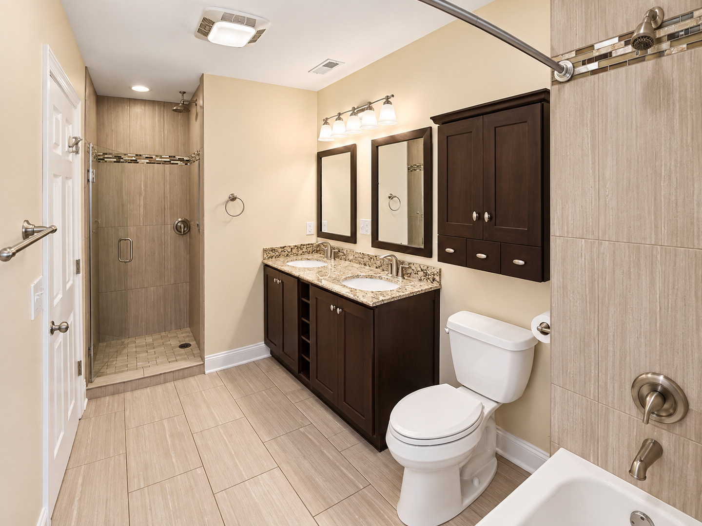 1120 W Grand Avenue 2 Property Photo 39