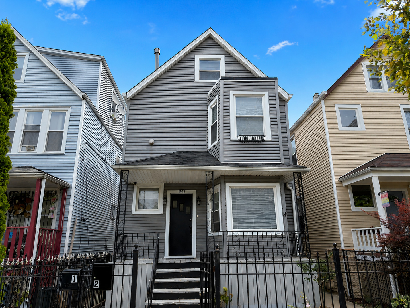 1937 N Hamlin Avenue 1 Property Photo 1