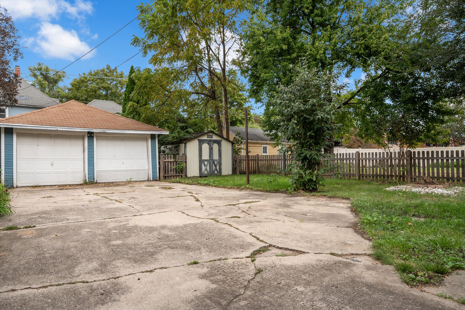 412 E Jackson Street Property Photo 14