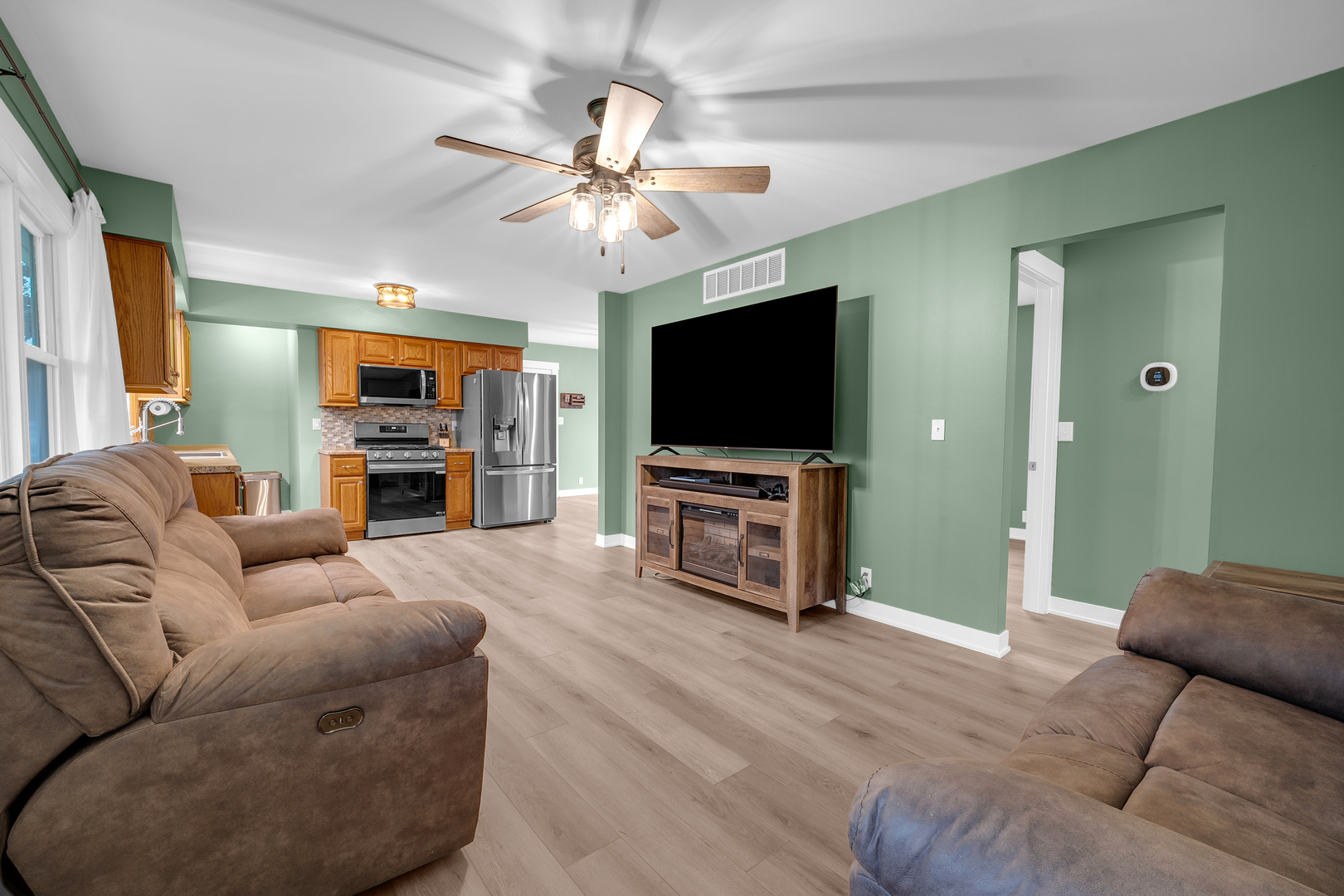 310 Water Street Property Photo 4