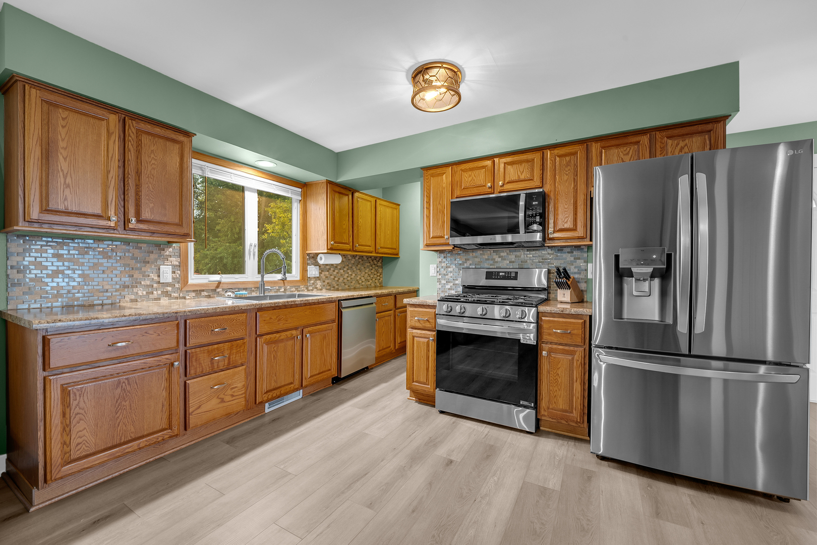 310 Water Street Property Photo 8