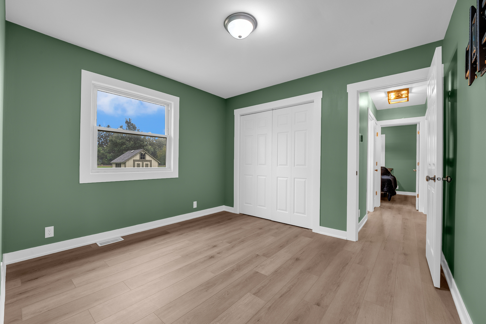310 Water Street Property Photo 11