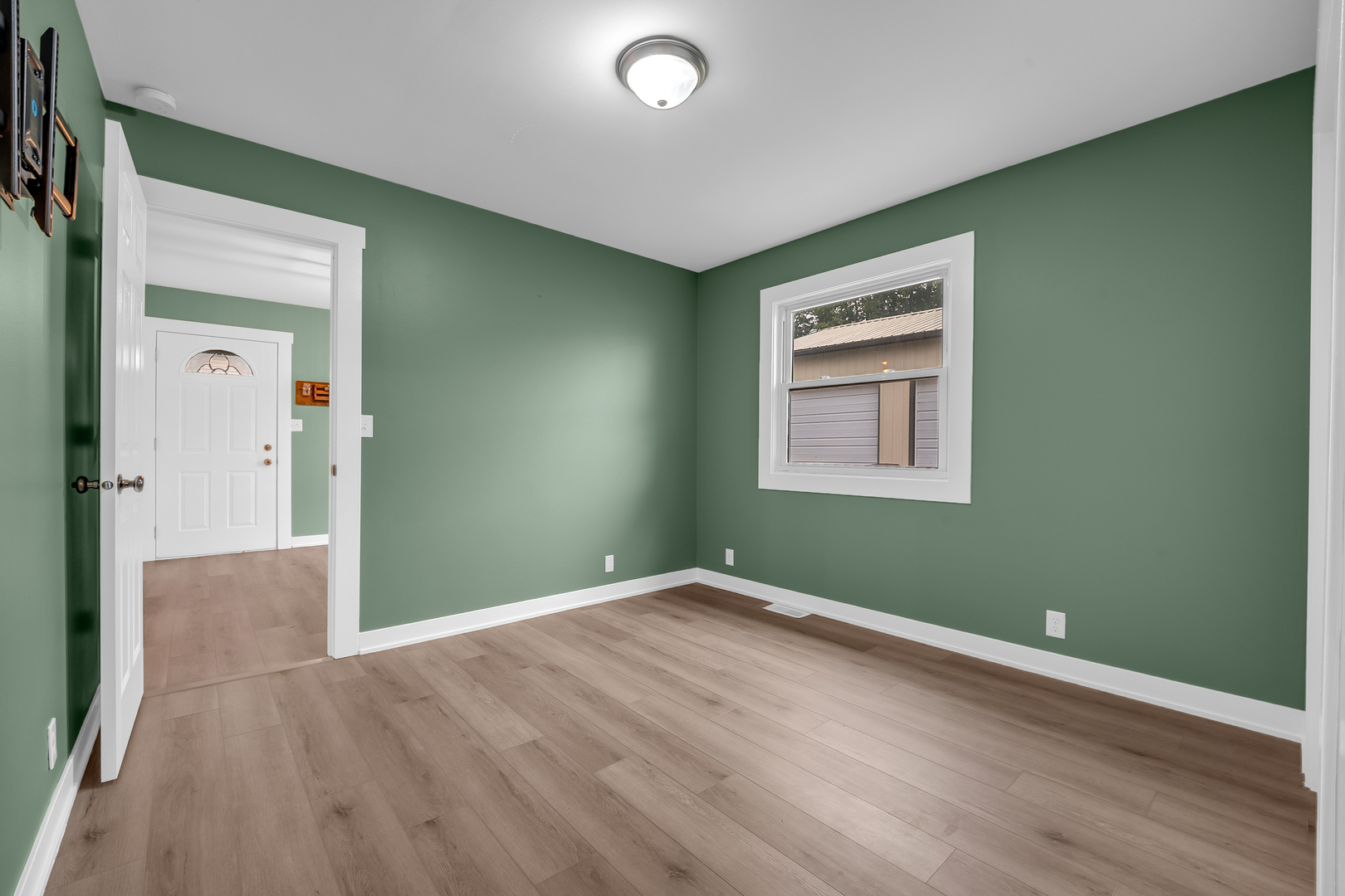 310 Water Street Property Photo 12