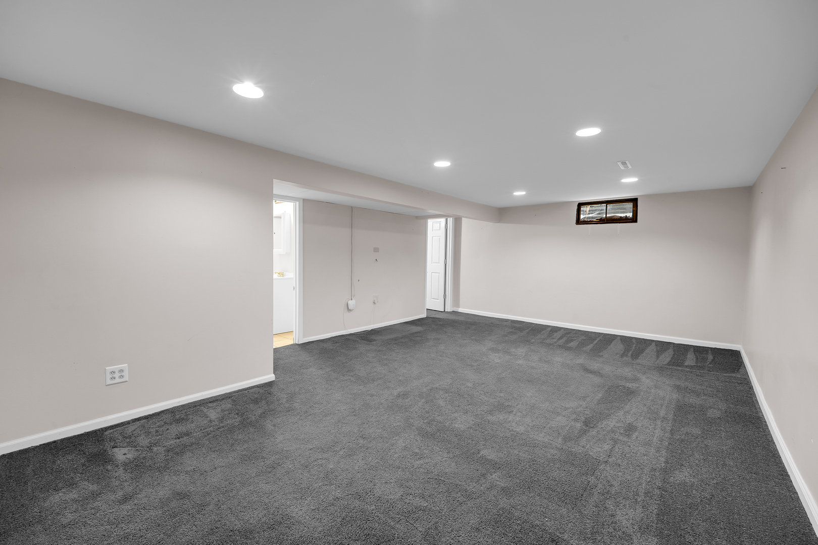 310 Water Street Property Photo 18