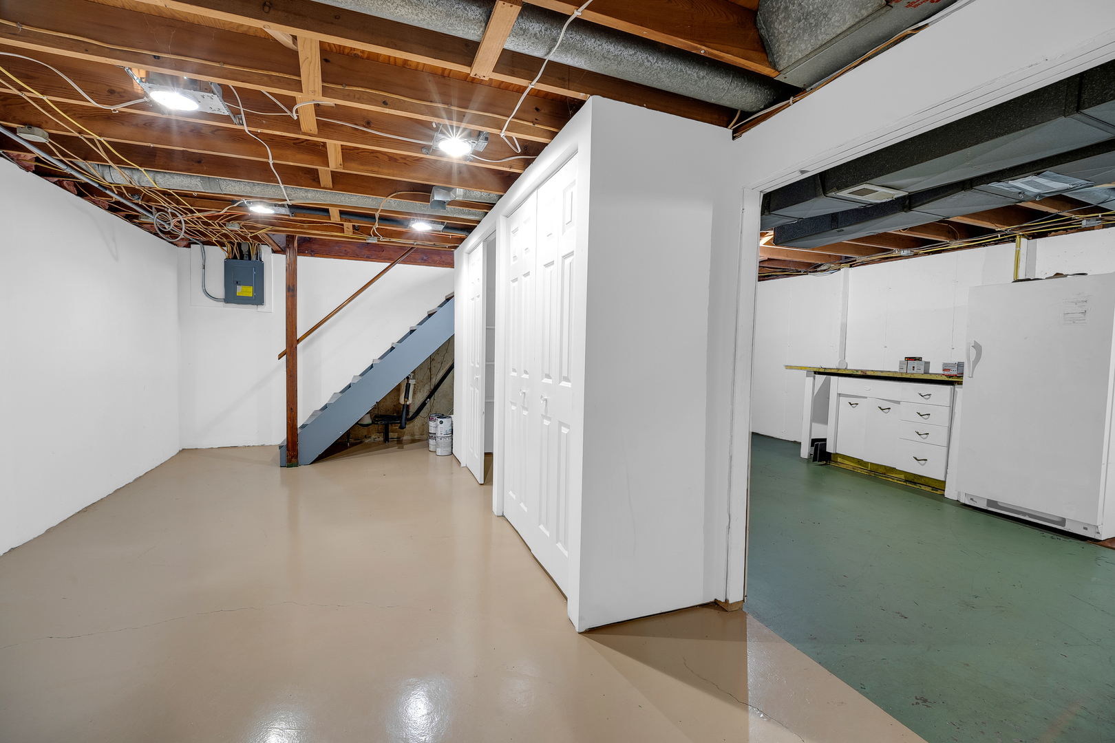 310 Water Street Property Photo 23