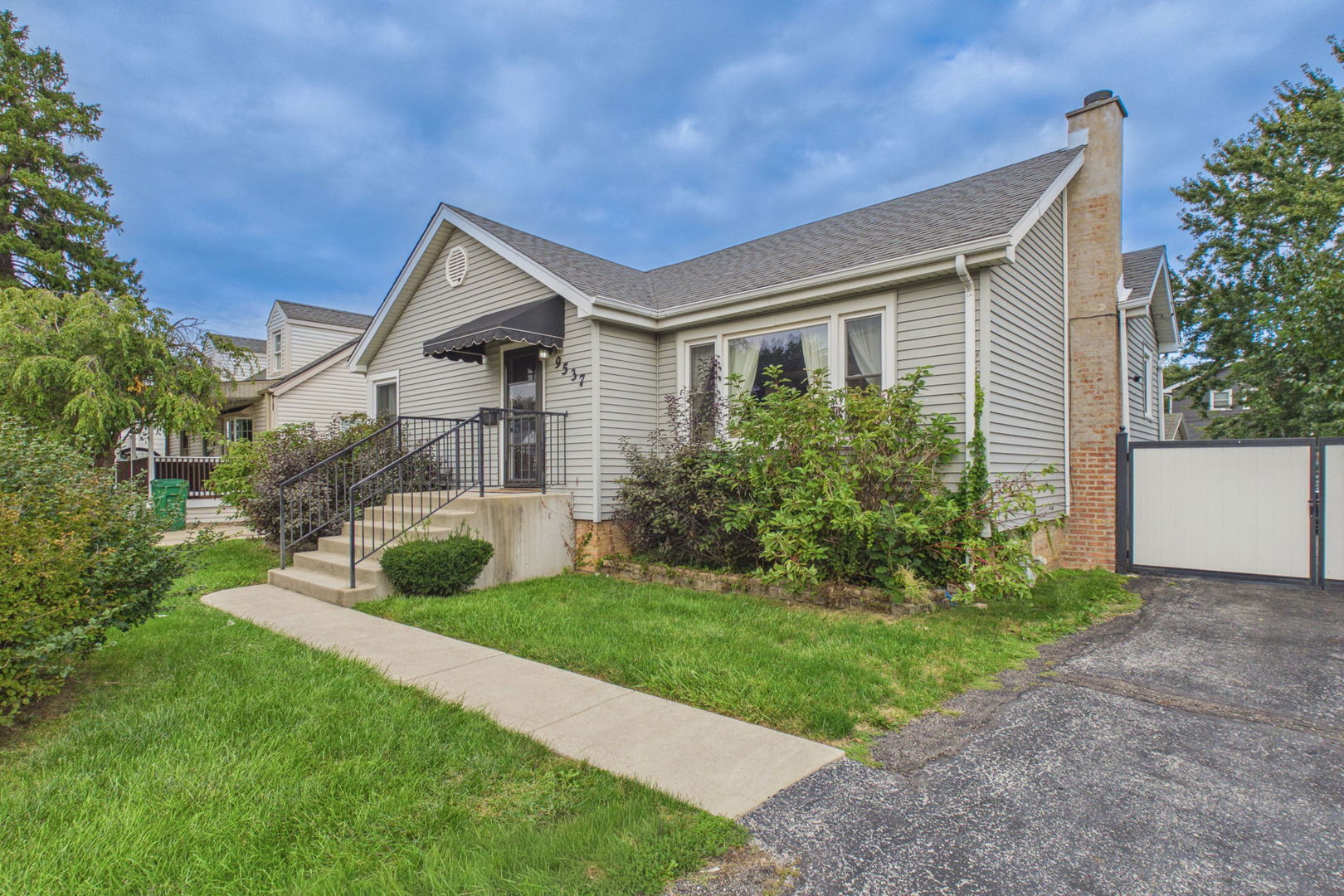 12758372 Property Photo 2
