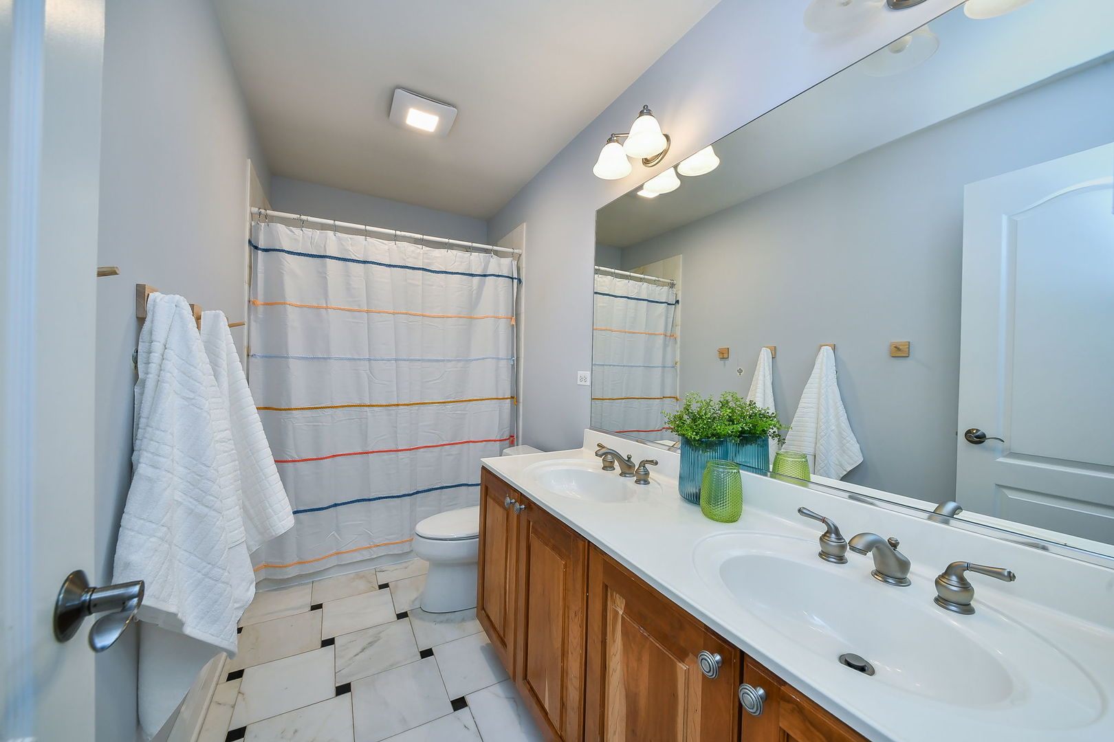 830 N Sleight Street Property Photo 29