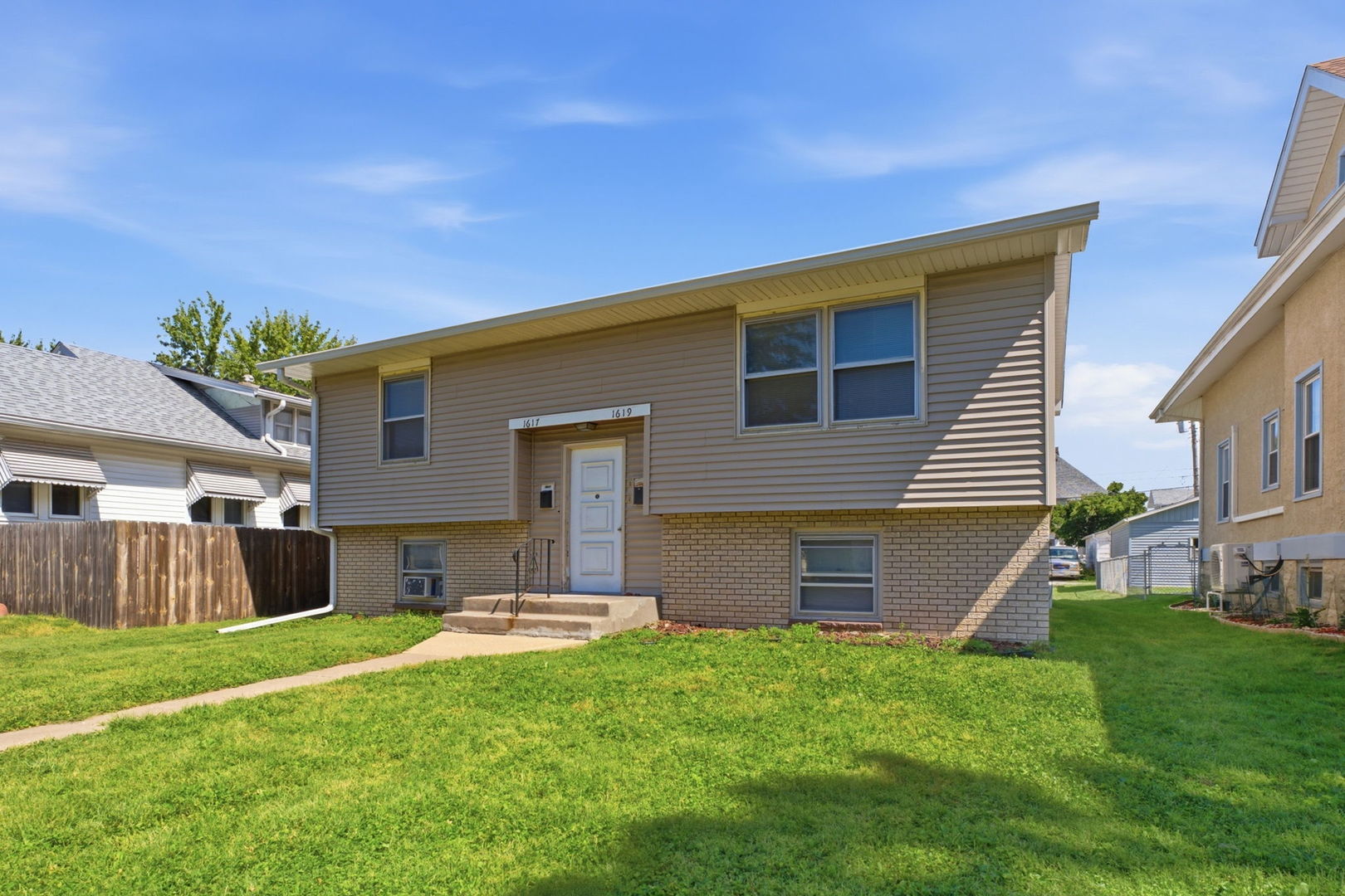 1617 29 1/2 Street Property Photo 1