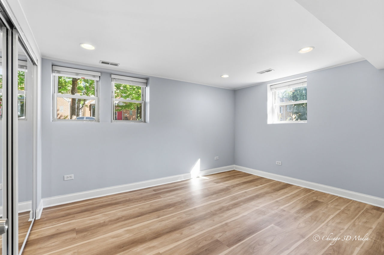 4558 N Kostner Avenue G Property Photo 14