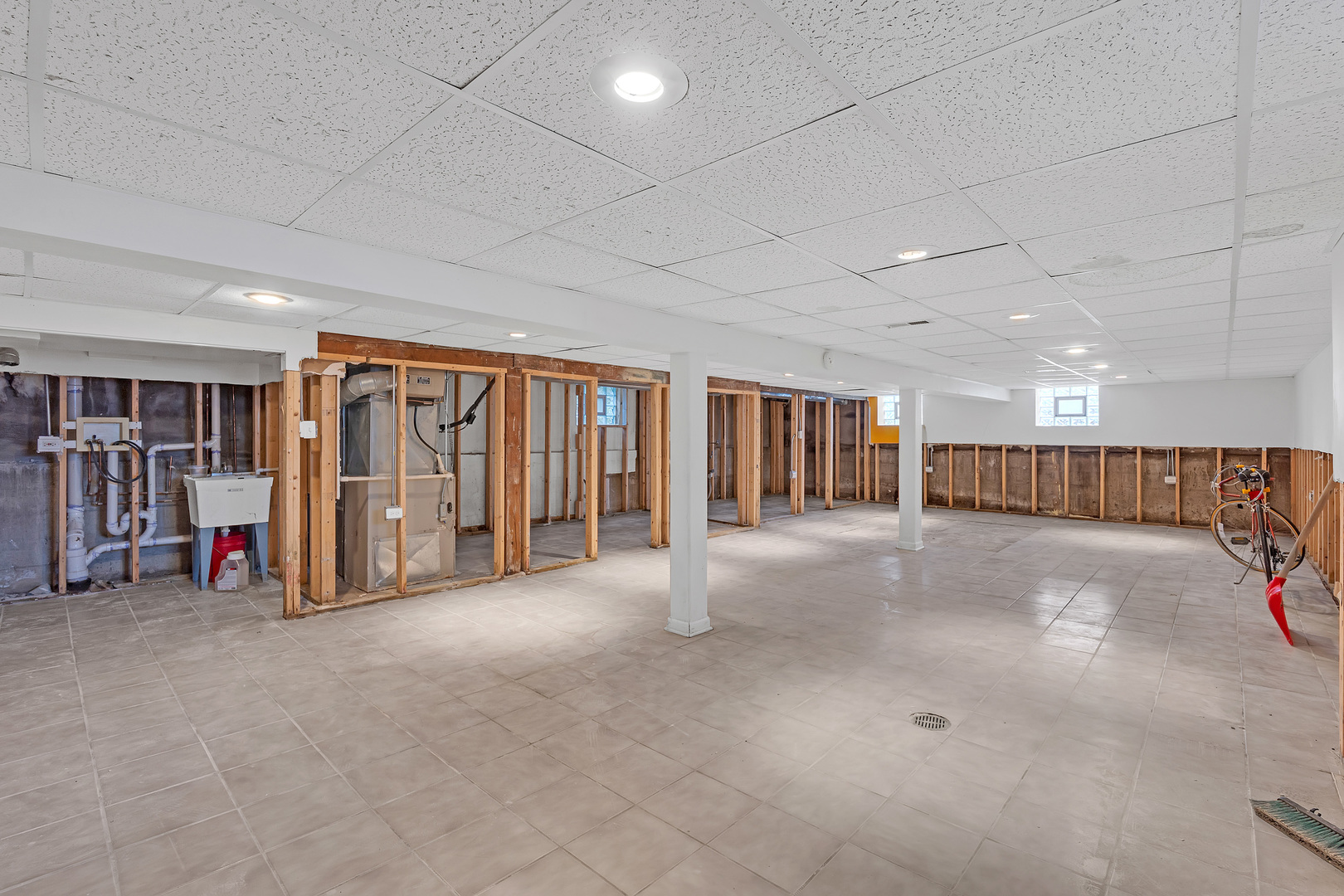 12758380 Property Photo 16
