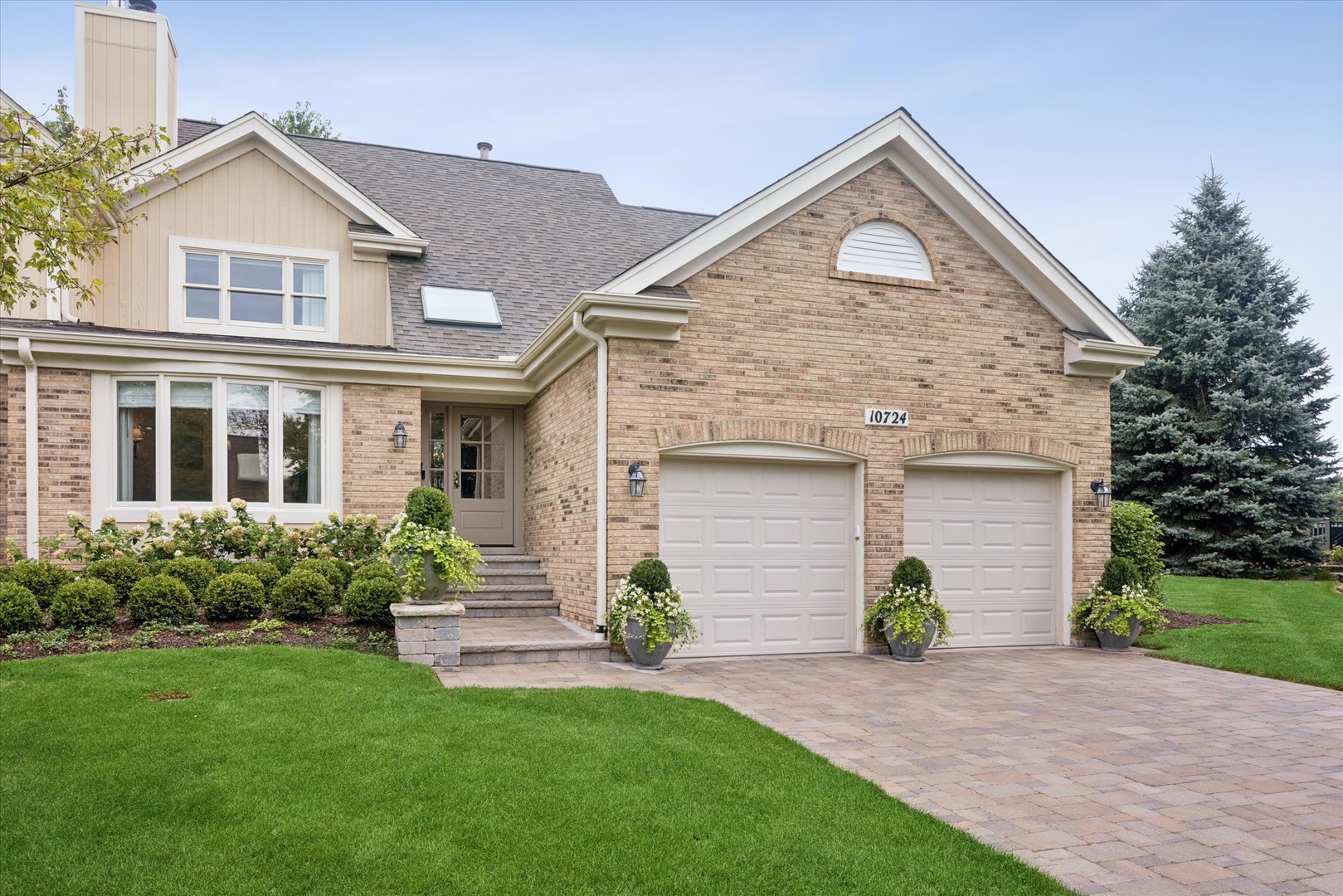 10724 Hollow Tree Court Property Photo 1