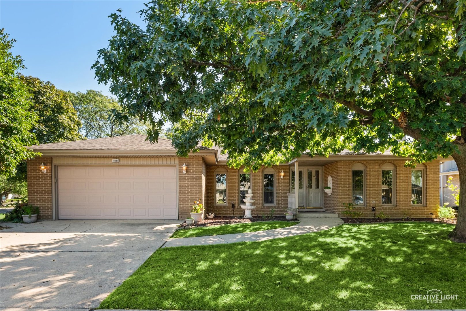 15527 Larkspur Lane Property Photo 1