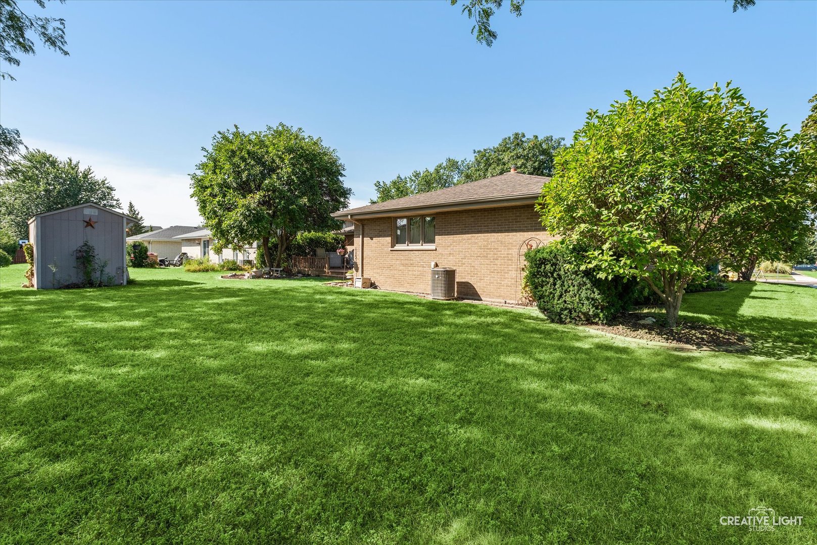 15527 Larkspur Lane Property Photo 18