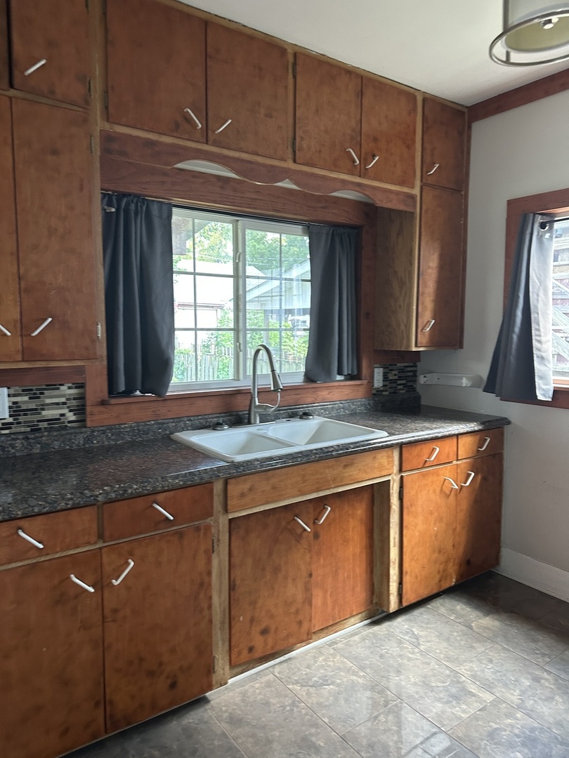 34 3rd Street Property Photo 10
