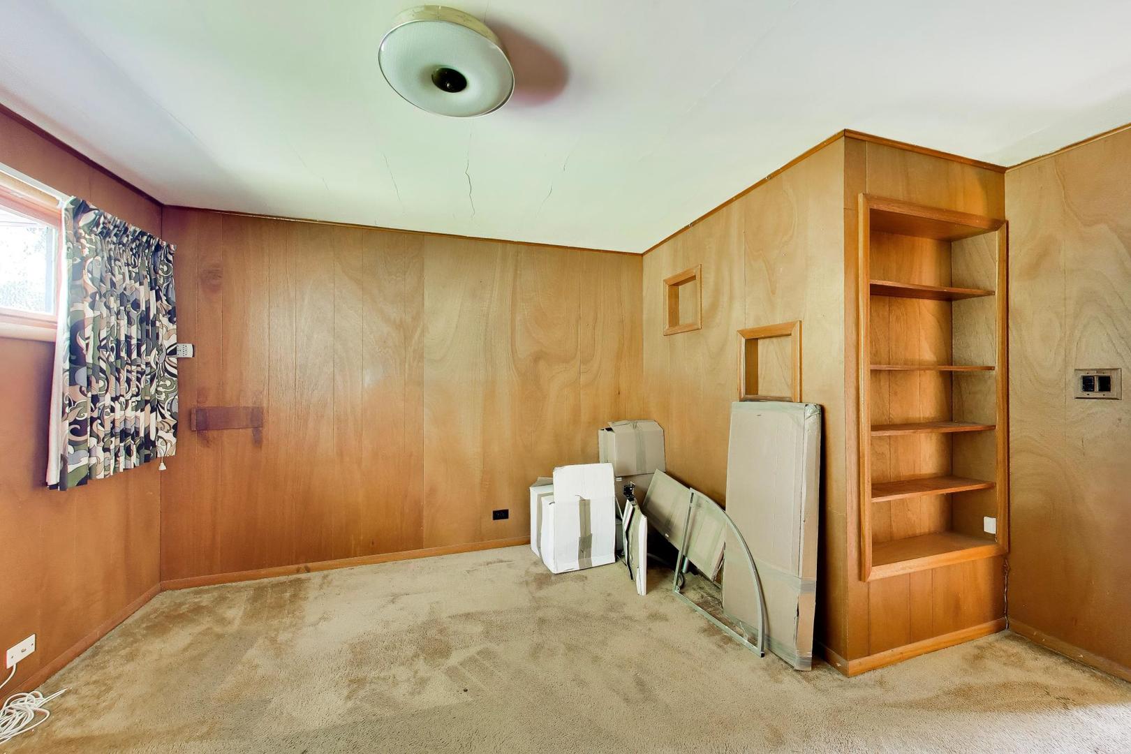 24072 W Hawthorne Lane Property Photo 30