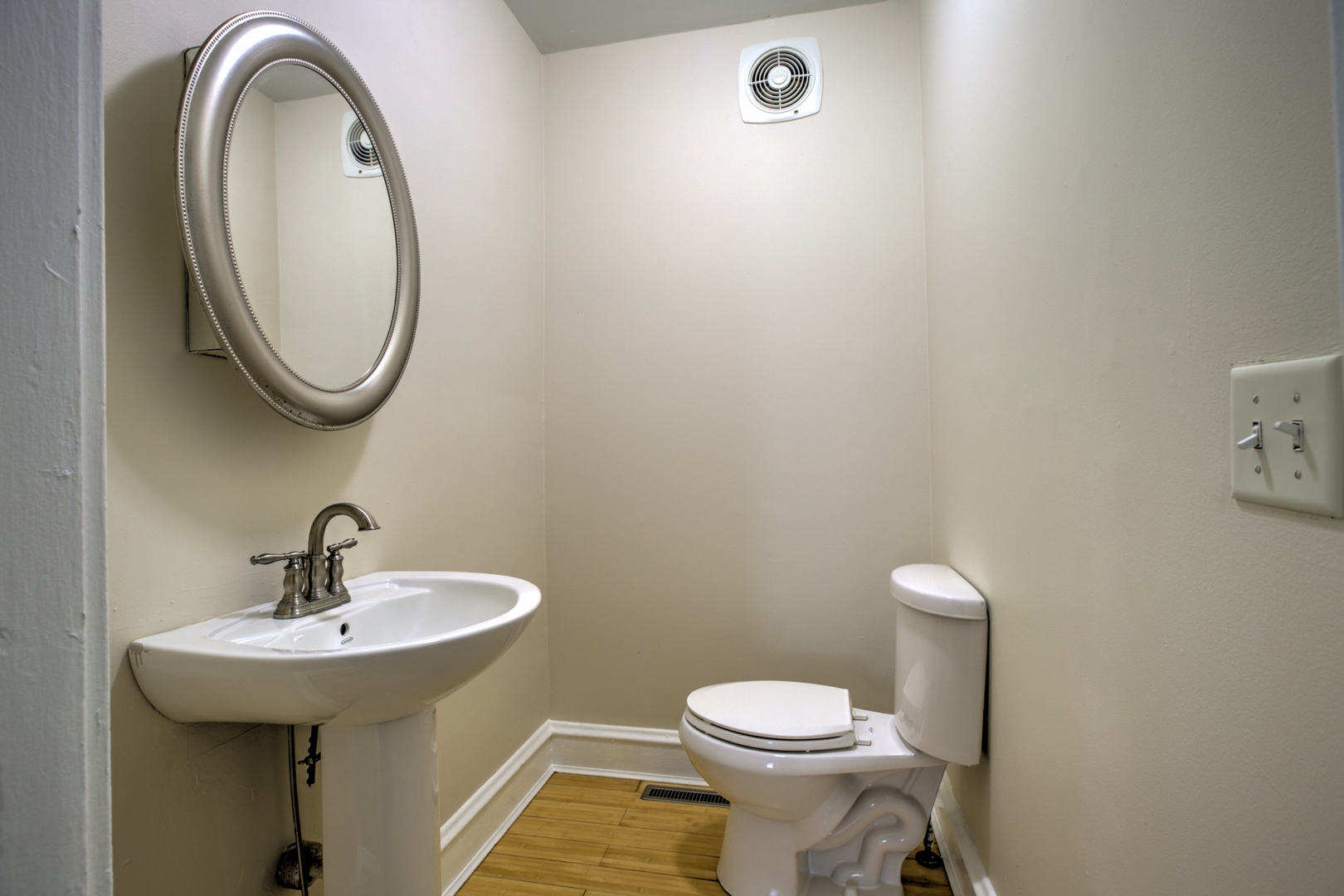 310 N Mclean Street Property Photo 42