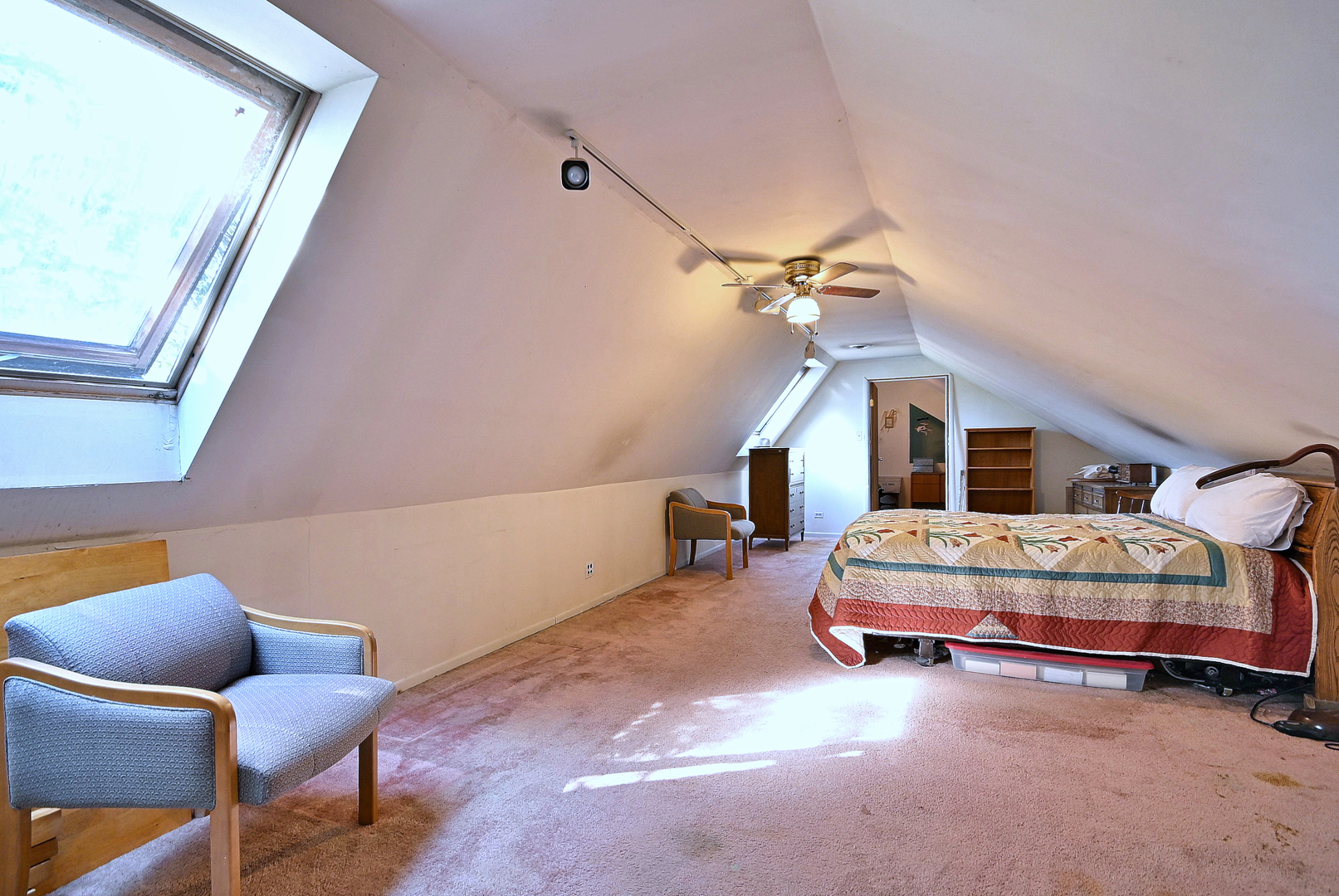 2407 Forest View Avenue Property Photo 20