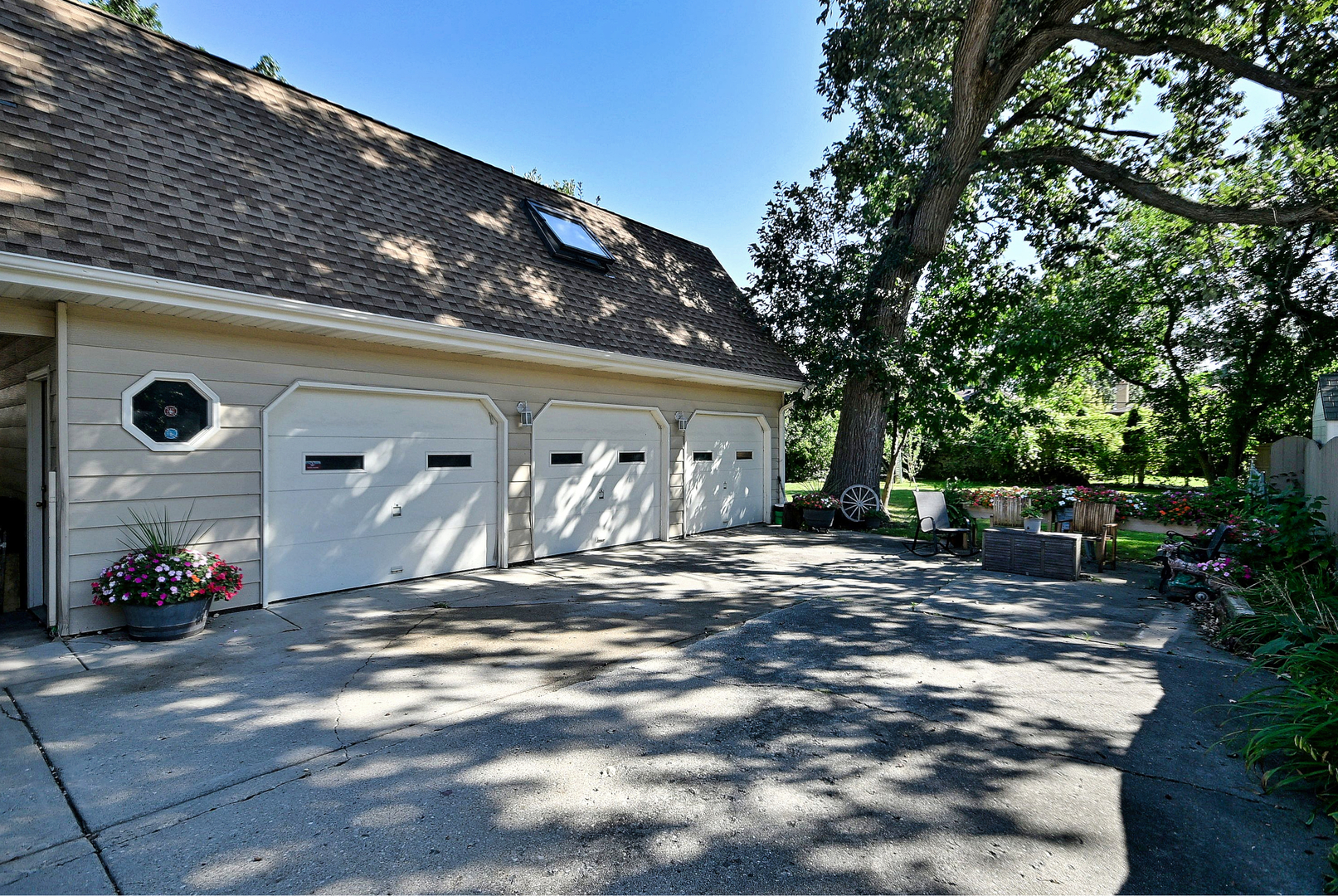 2407 Forest View Avenue Property Photo 23