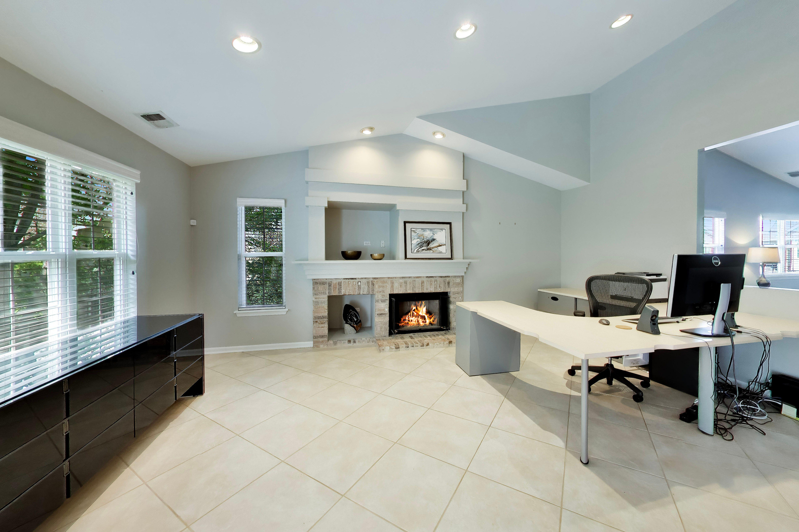 577 Harvey Lake Drive Property Photo 11