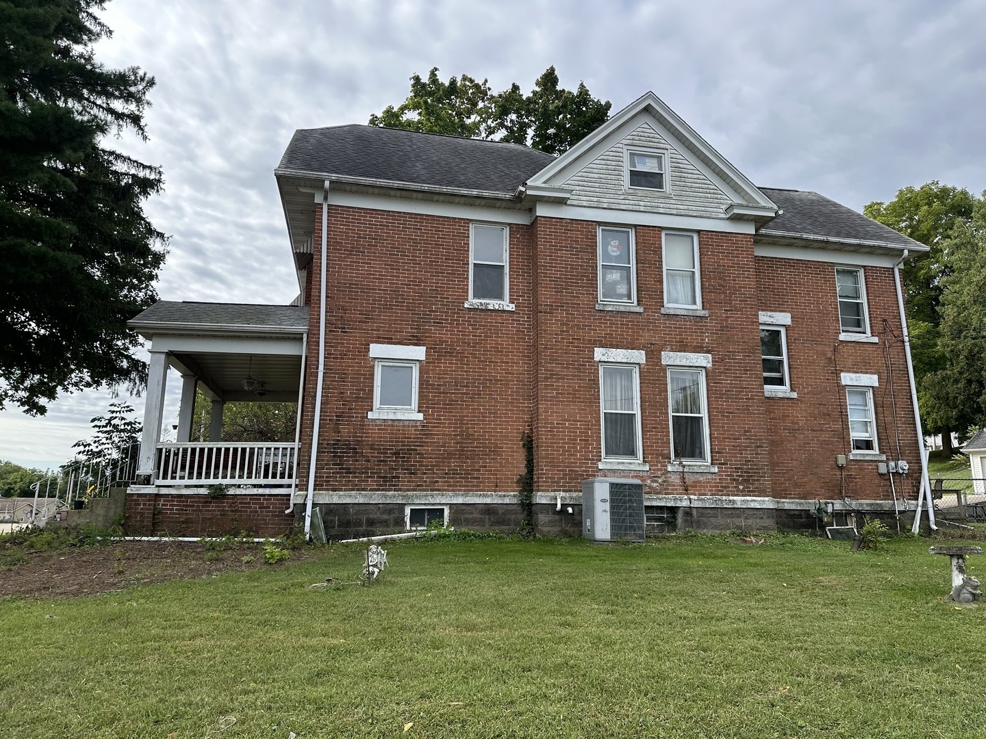 1520 Chicago Avenue Property Photo 1