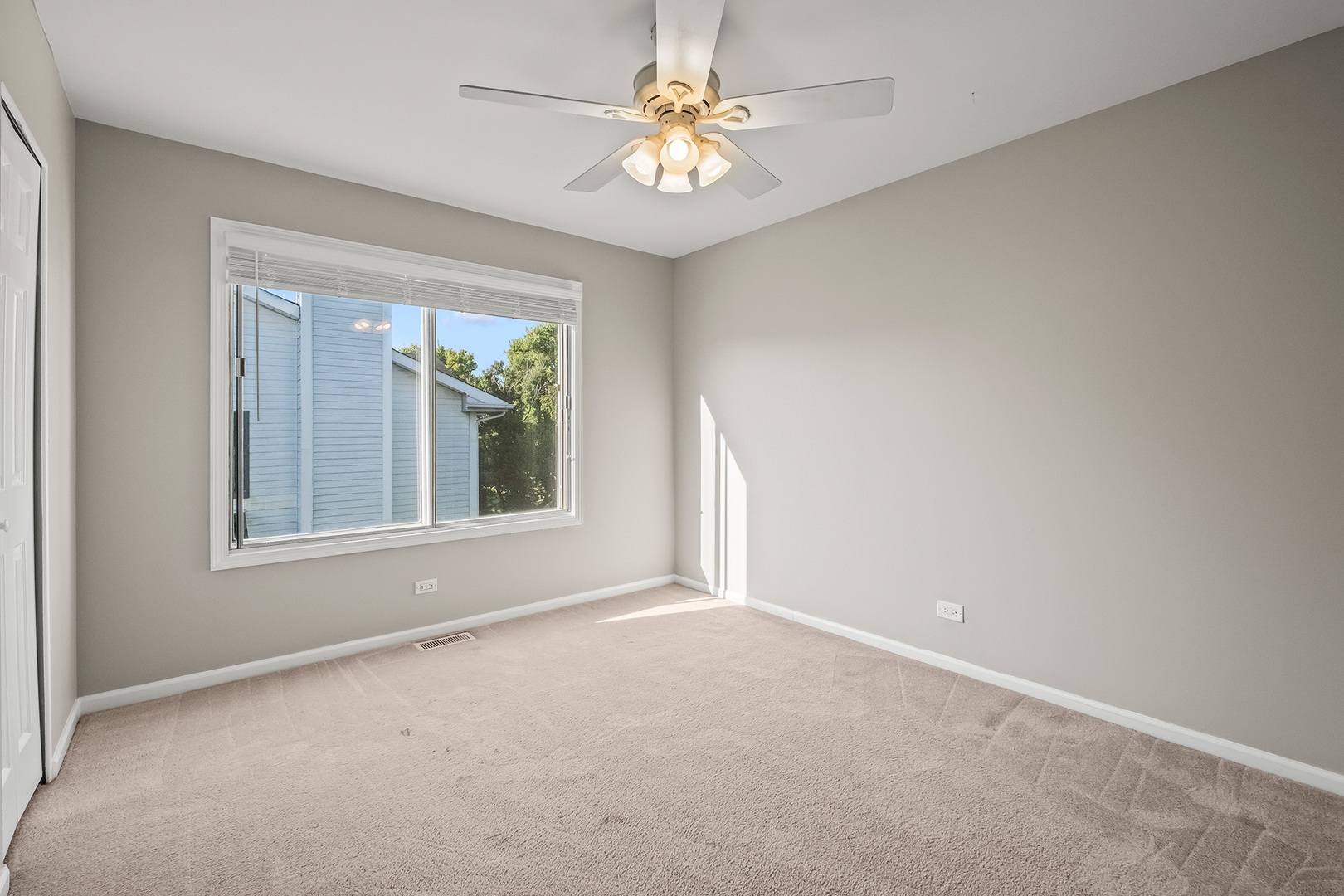 7918 Knottingham Circle B Property Photo 20