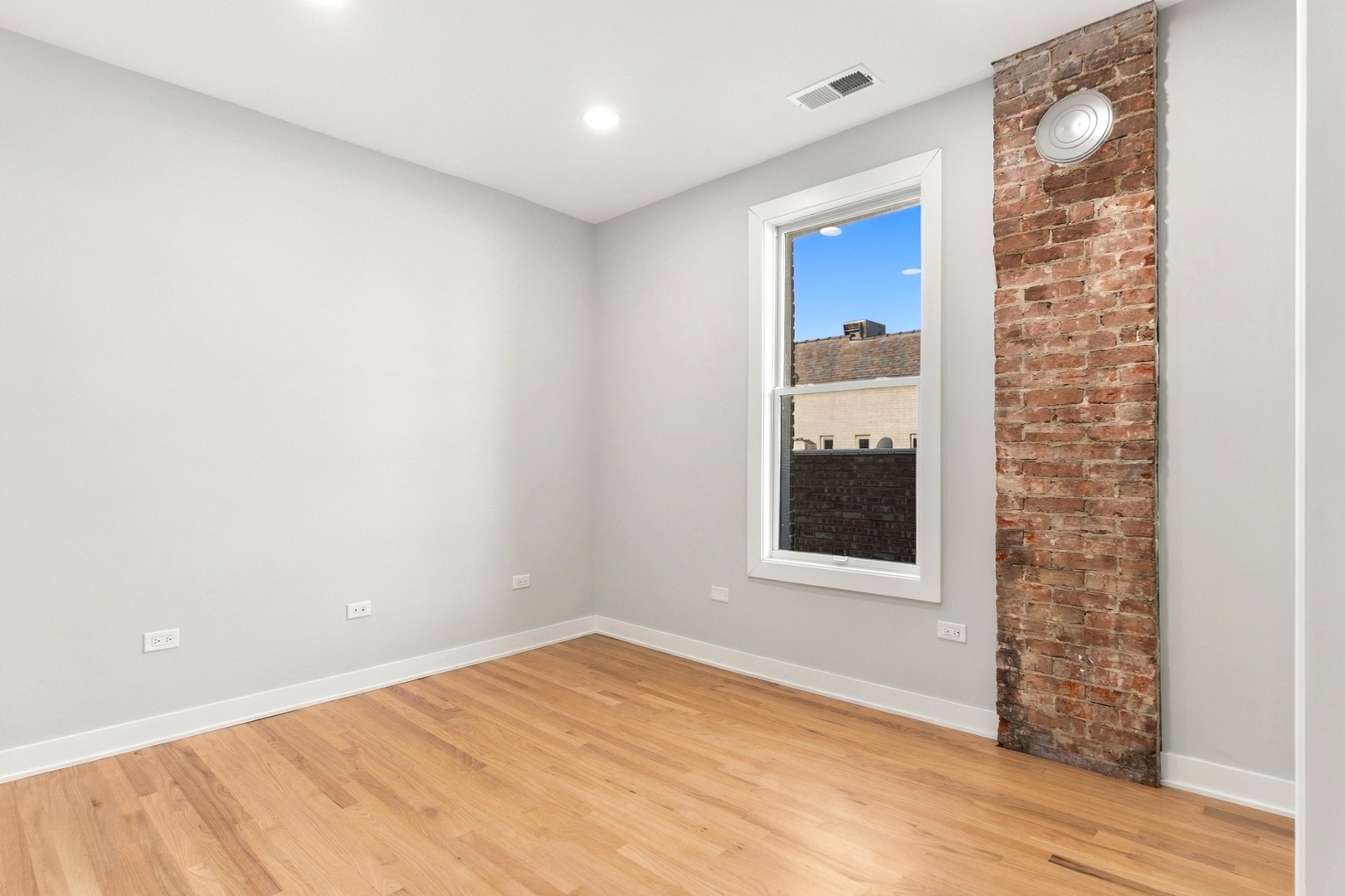 20 W Jefferson Avenue 2 Property Photo 17