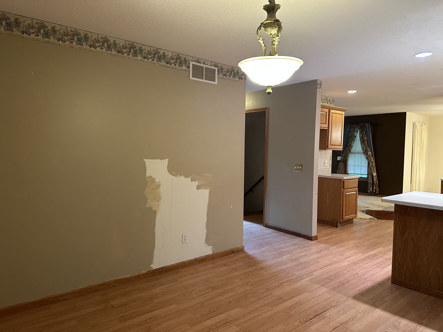 102 Hidden Valley Court Property Photo 6