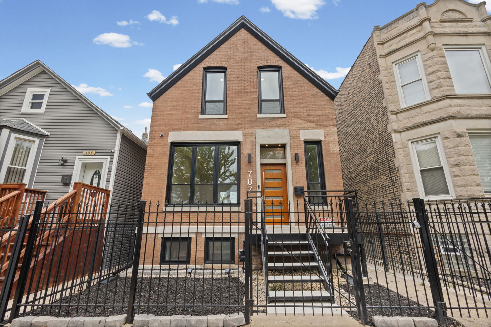 707 S Tripp Avenue Property Photo 1