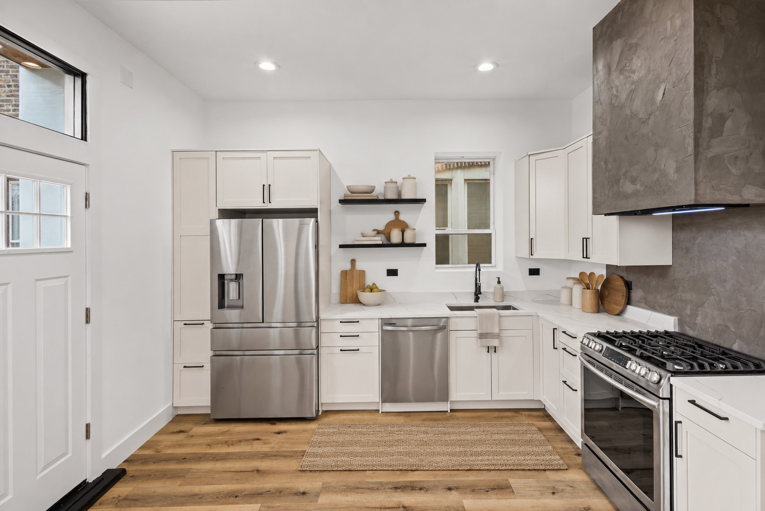 707 S Tripp Avenue Property Photo 13