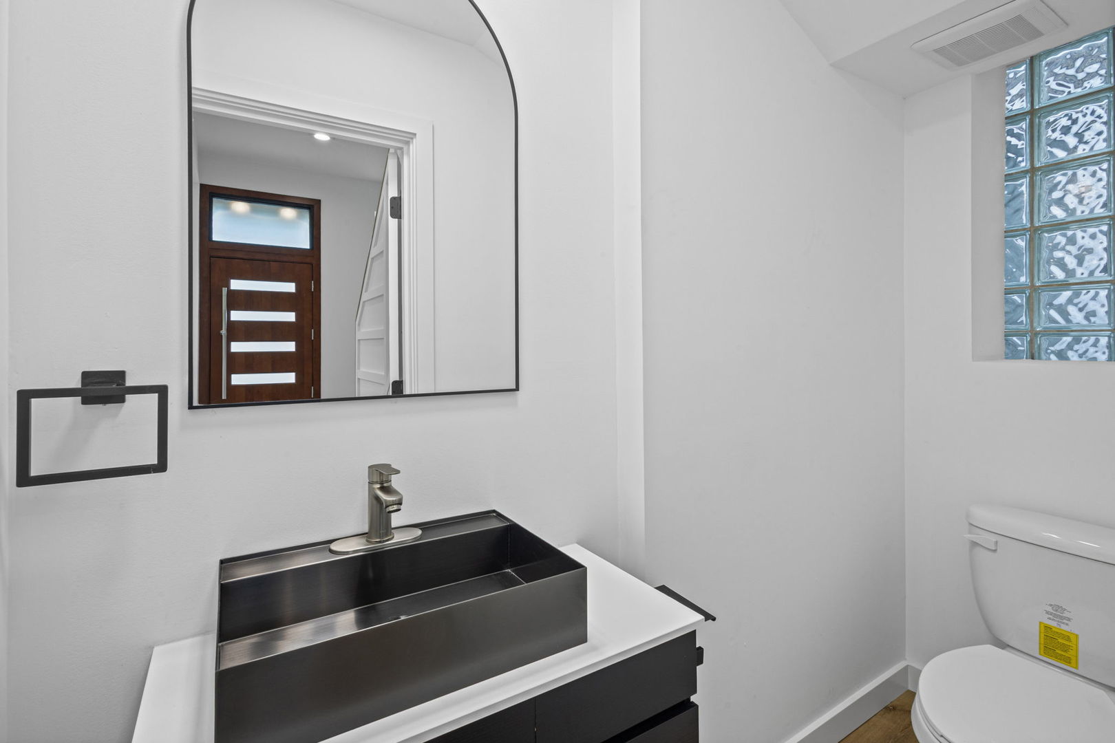 707 S Tripp Avenue Property Photo 16