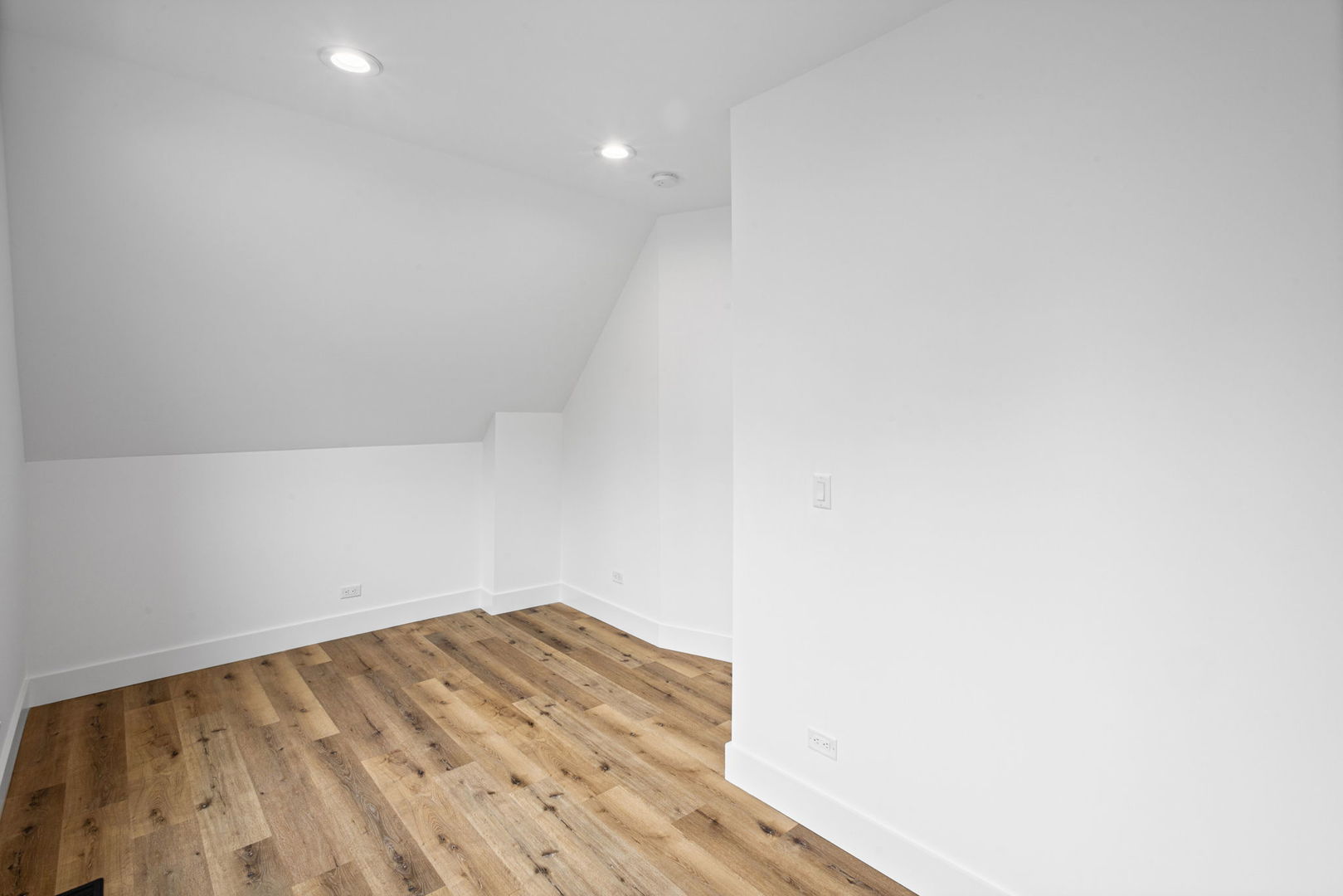 707 S Tripp Avenue Property Photo 19