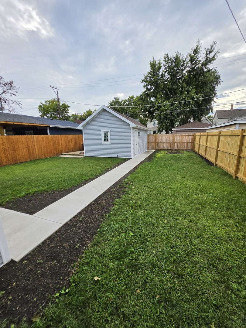 20 N 6th Avenue Property Photo 36