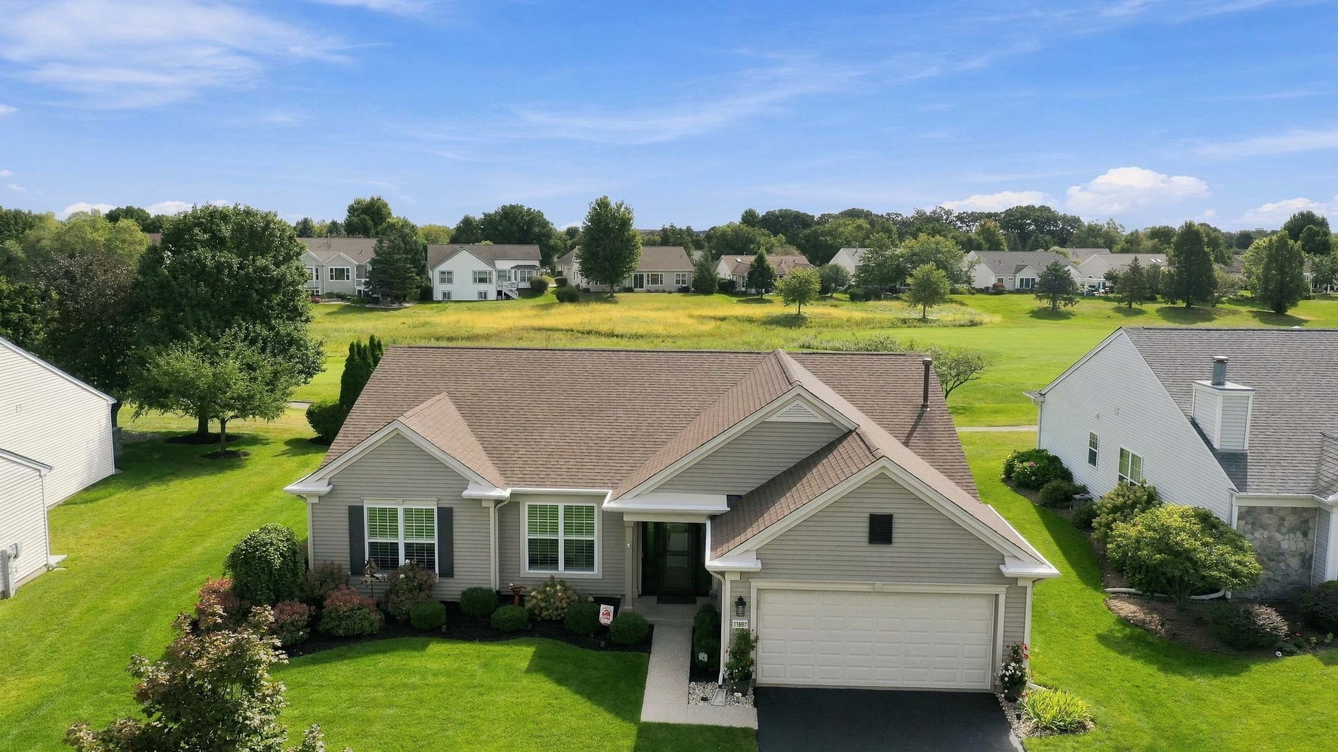 11990 Summer Ridge Lane Property Photo 2