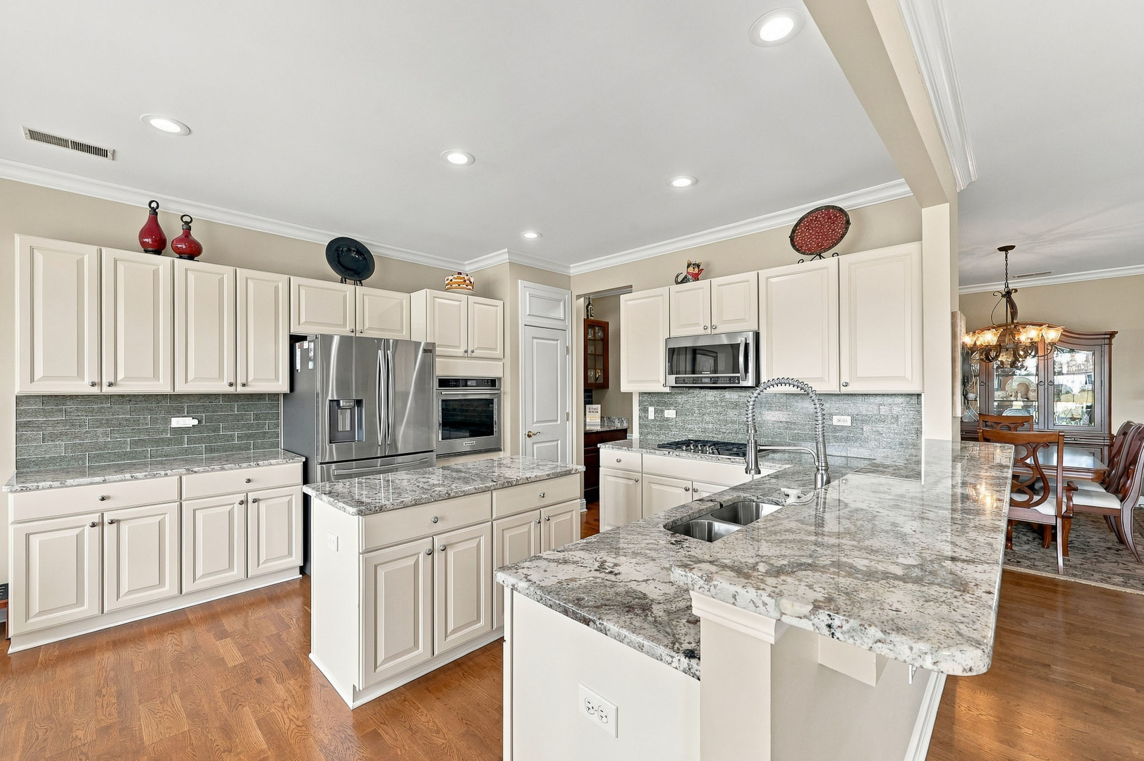 11990 Summer Ridge Lane Property Photo 8
