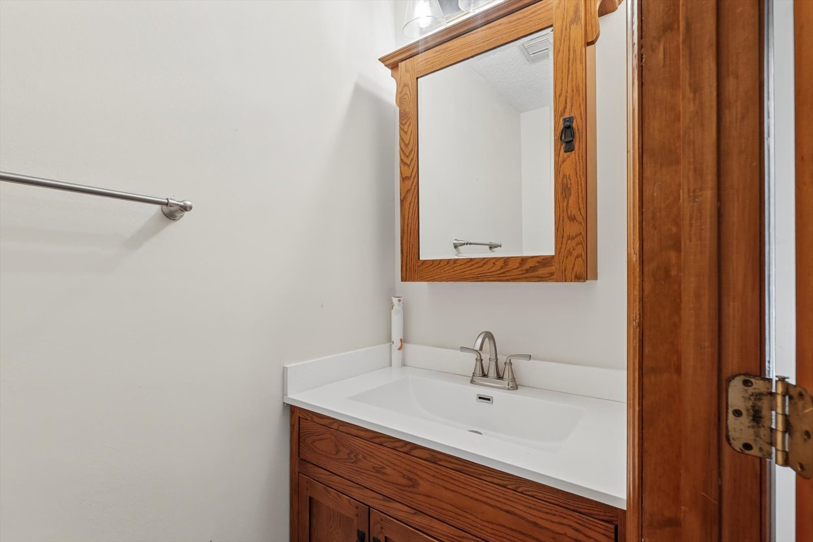 105 S Howard Street Property Photo 26