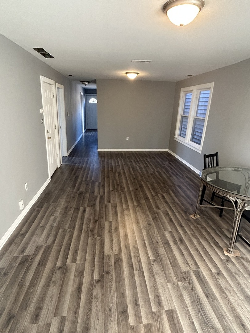 644 W 49th Street Property Photo 8
