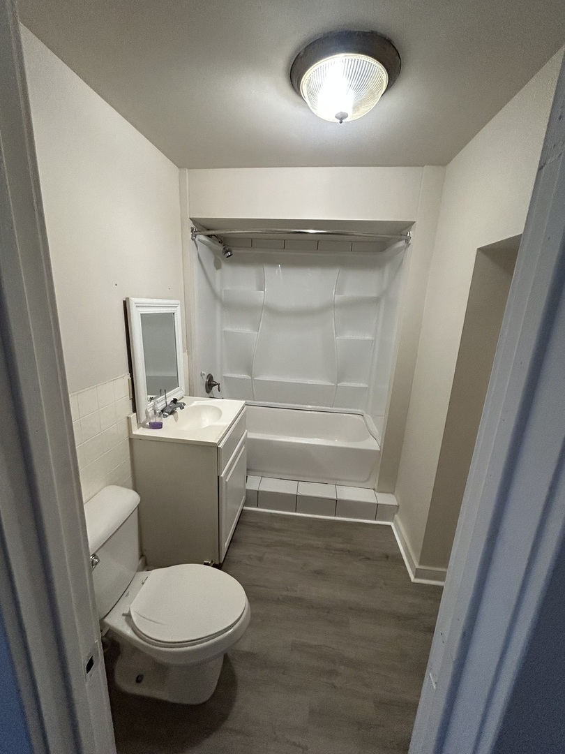 644 W 49th Street Property Photo 13