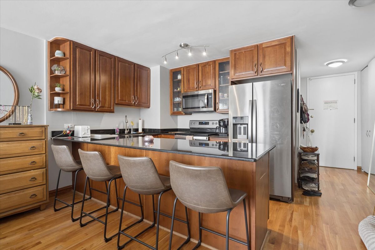 21 W Goethe Street 8h Property Photo 7