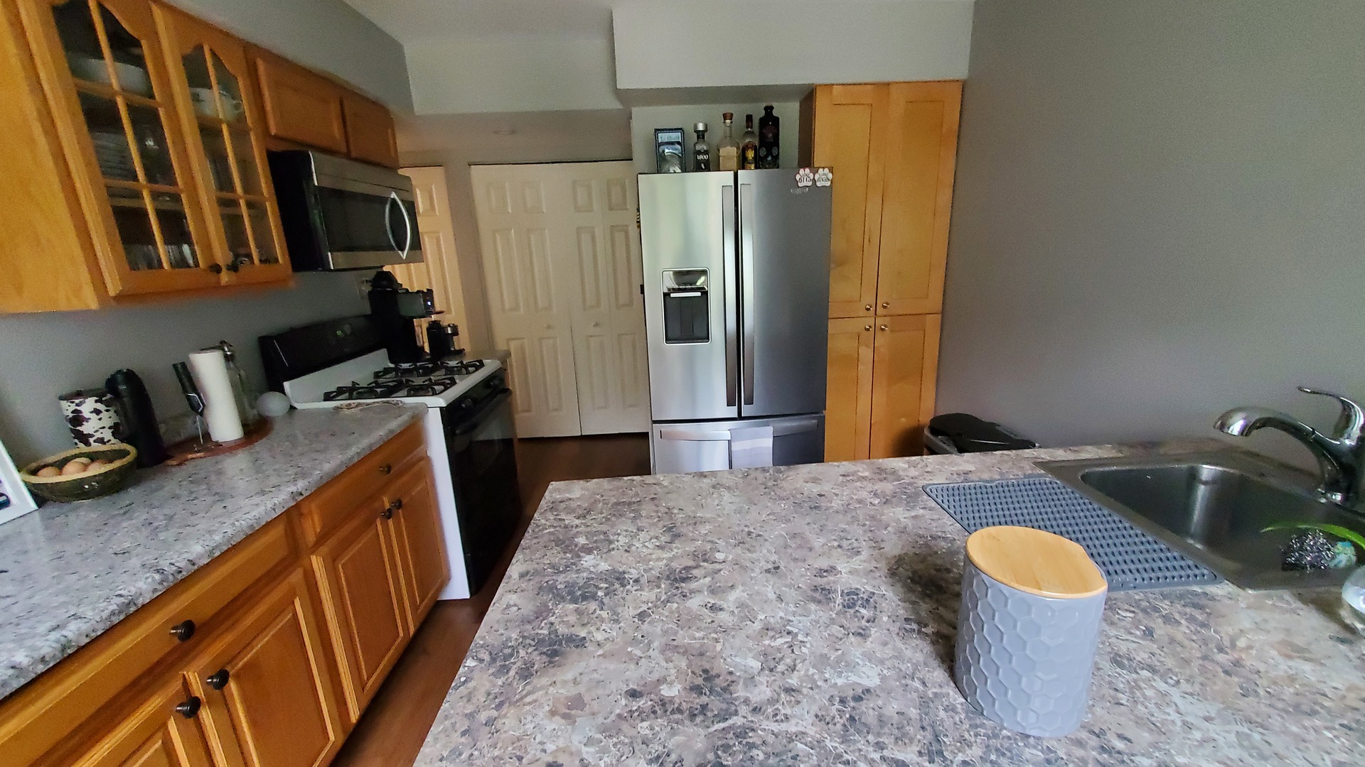 7342 Winthrop Way 8 Property Photo 8
