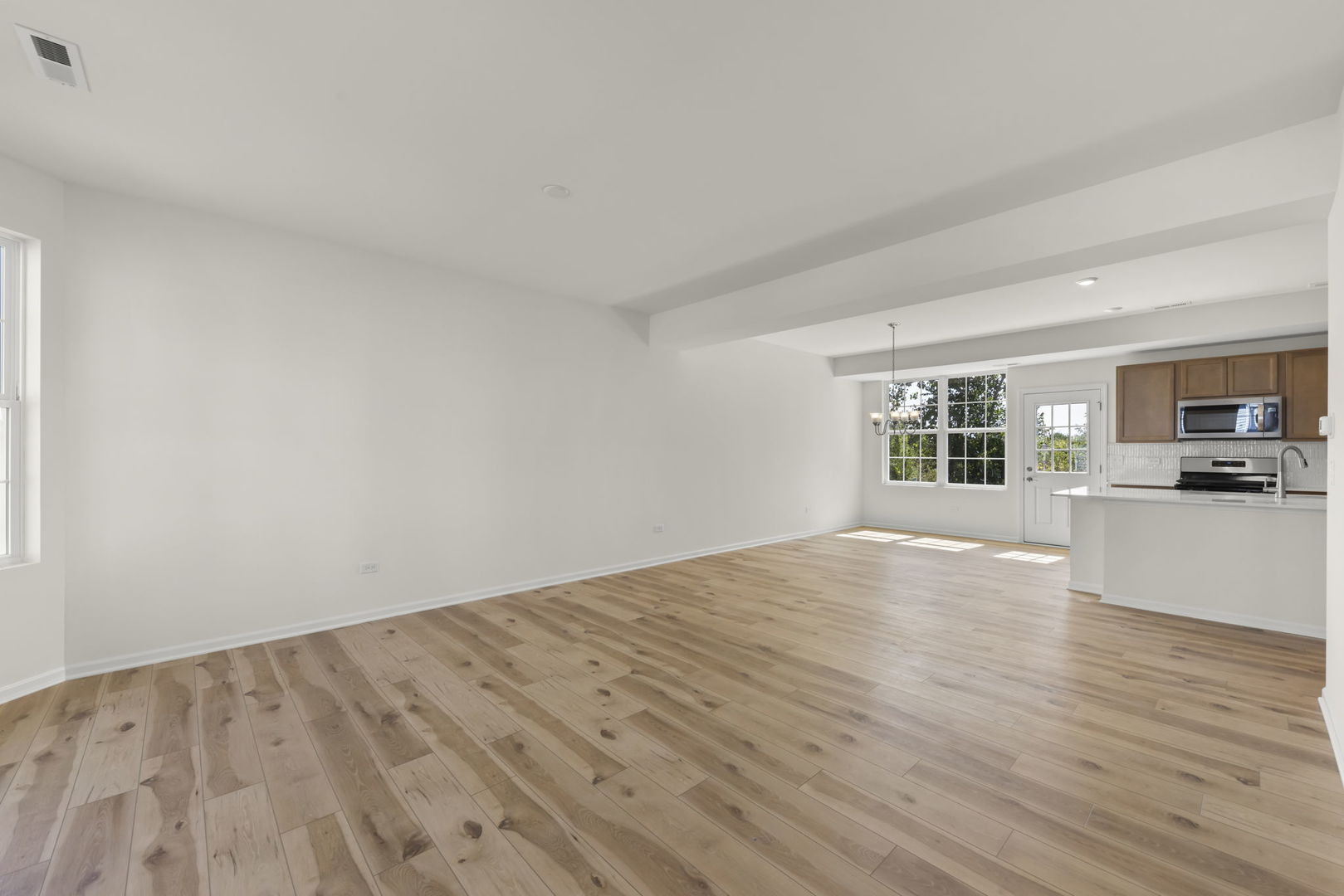 1039 Celebration Drive Property Photo 6
