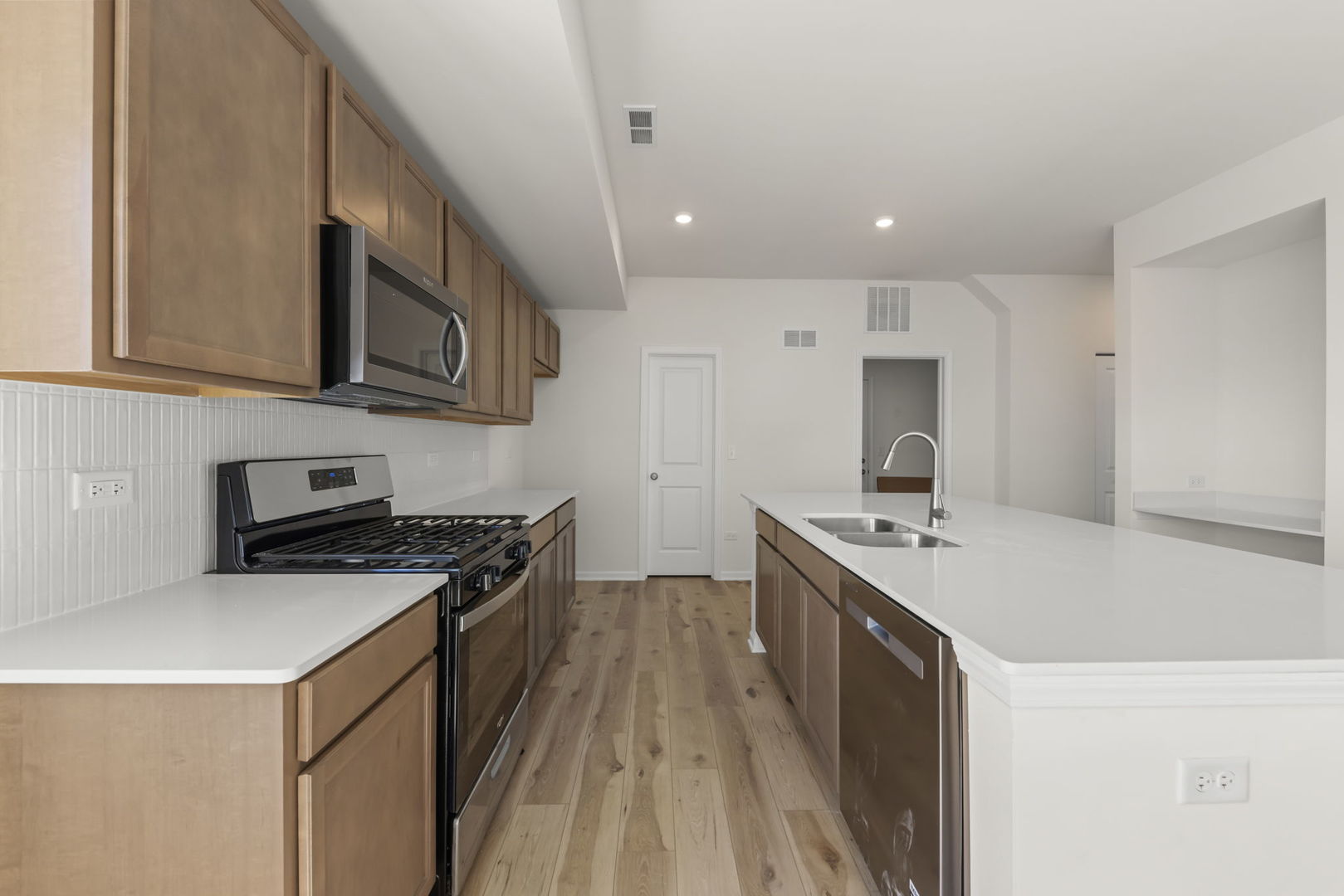 1039 Celebration Drive Property Photo 11
